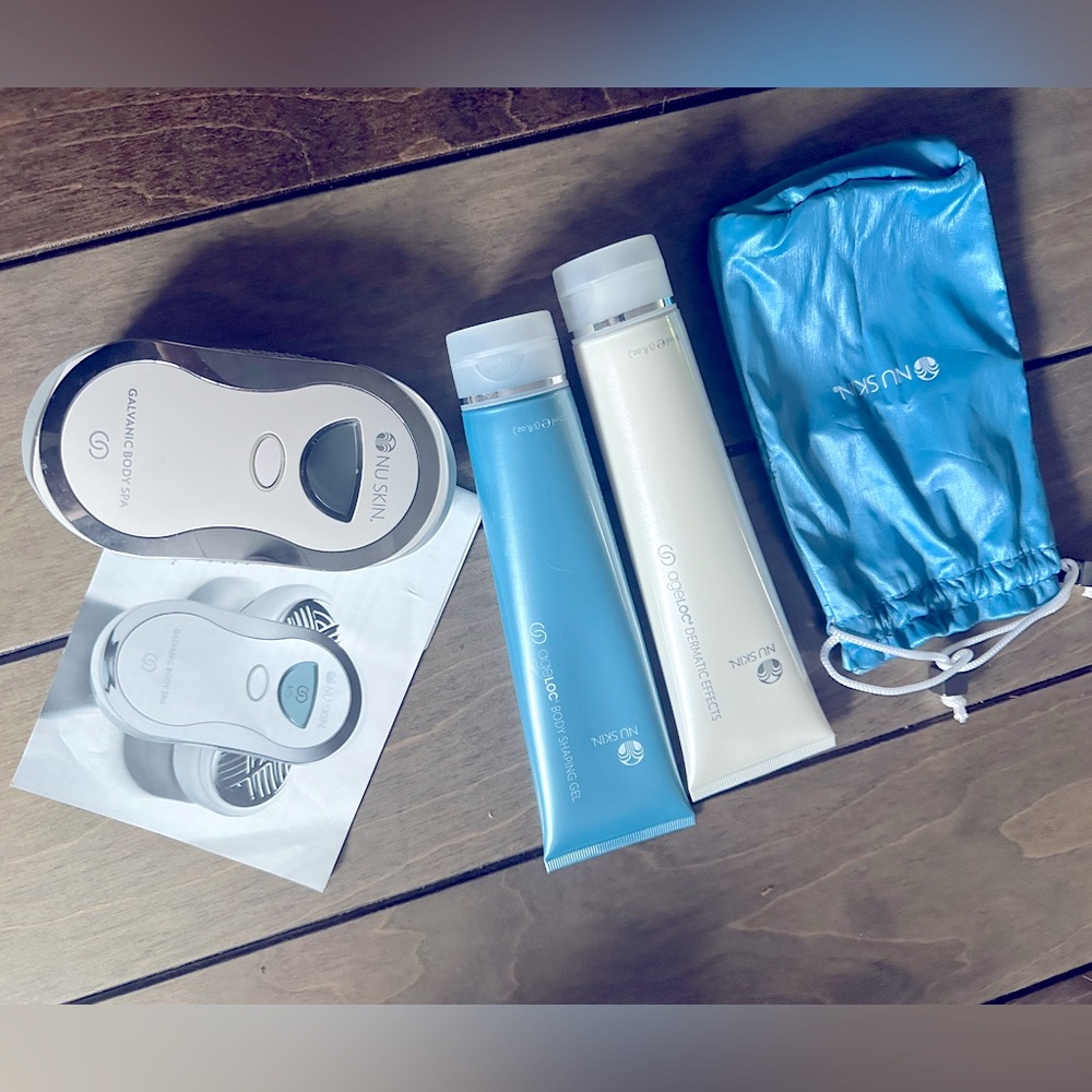 NuSkin Galvanic Body Spa with Case
